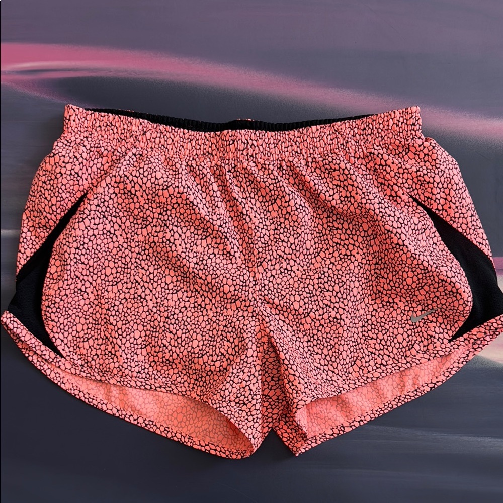 Women's Nike Coral Pink Patterned Running Shorts